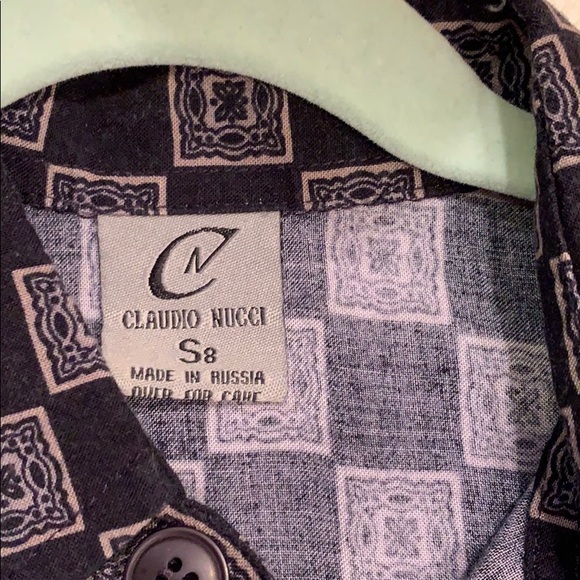 Boys short sleeve shirt. - Picture 3 of 3